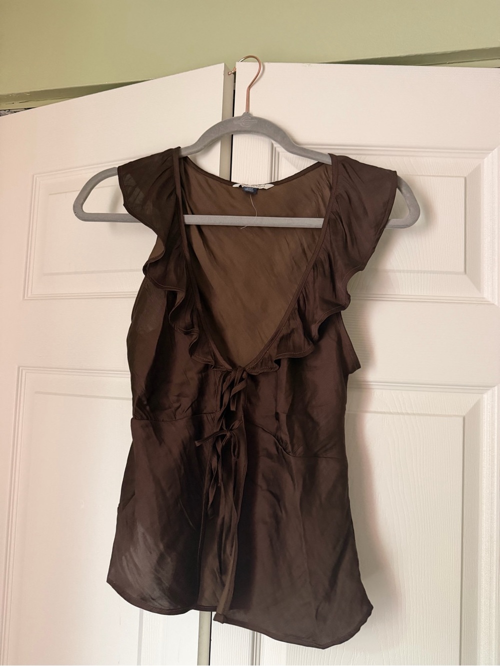 American Eagle Brown Sleeveless V-Neck Tie-Front Top
